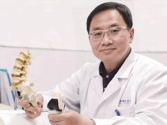 妙手回春！莆田福德醫(yī)院骨質(zhì)疏松專家何向陽主任成功為七旬骨質(zhì)疏松老人復位肩關(guān)節(jié)